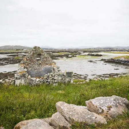 Bay Hotel Carna