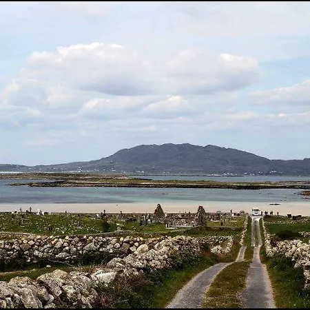 Отель Bay 3*