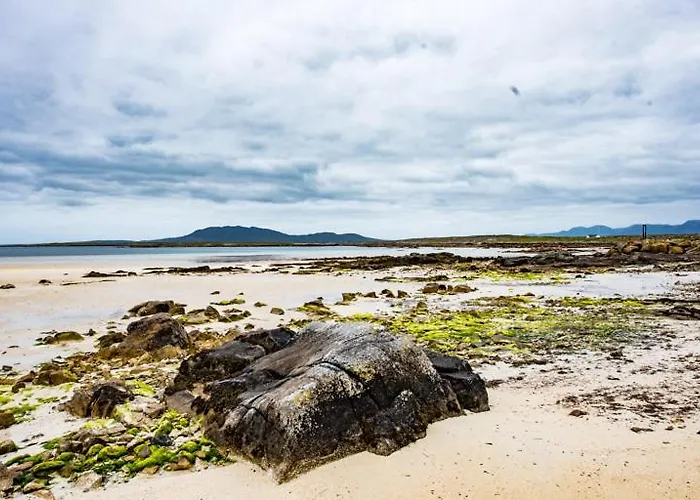 Bay Hotel Carna